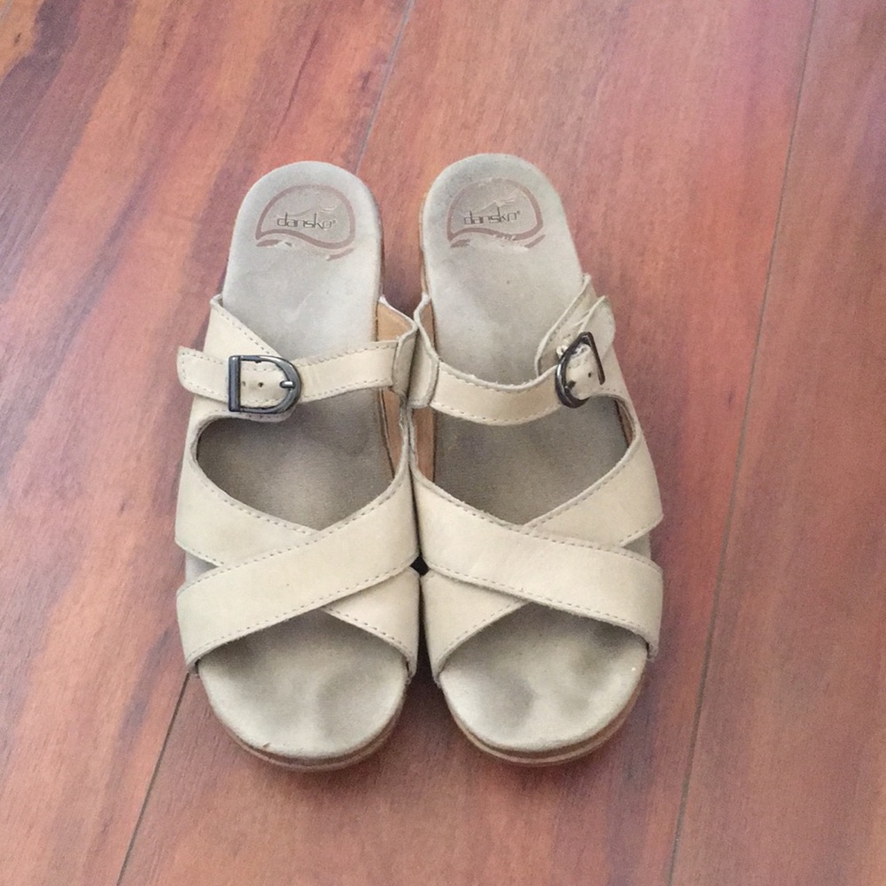 Dansko sandals size 38